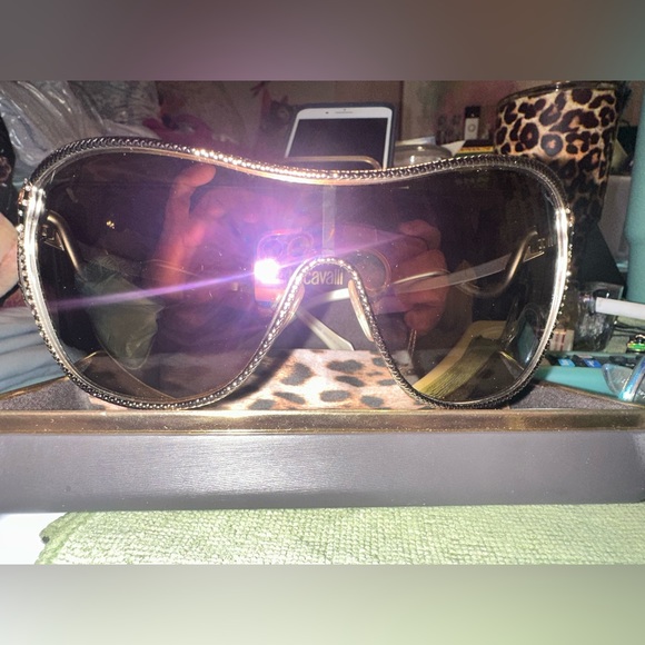 Roberto Cavalli Sunglasses - Picture 9 of 10